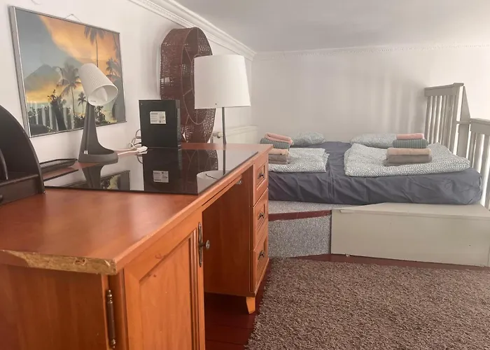 Kalvaria With Balcony, Free Parking And Ac
